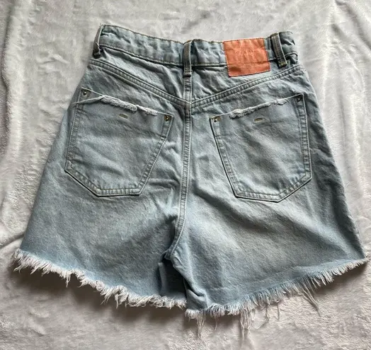 ZARA Vintage Style Ultra High Waisted Distressed Light Wash Denim Shorts 4/26