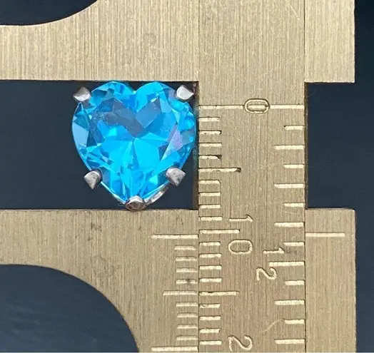 Sterling Silver Vintage 925 Blue Topaz CZ Cubic Zirconia Heart Pendant 1.3g