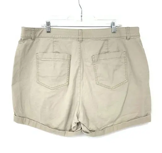 Lane Bryant  Shorts Women's Size 18 Mid-Rise Flat Front Chino Light Khaki Tan