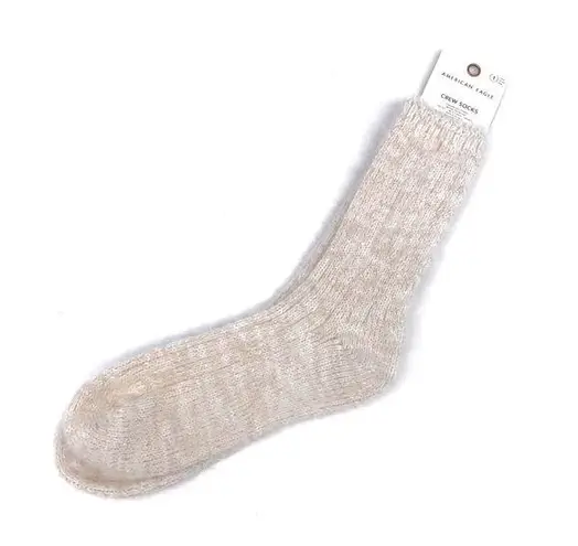 American Eagle NWT  Fuzzy Crew Socks Cream O/S