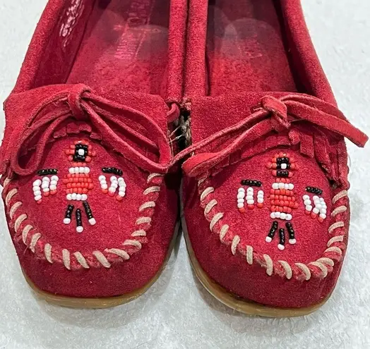 Minnetonka  Thunderbird Moccasins in Cherry Red Size 6.5