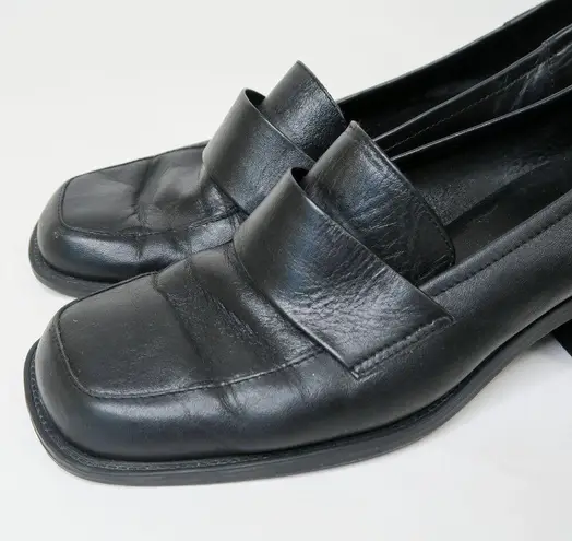 Vintage 90s Westies Black Leather Heeled Loafers Size 7
