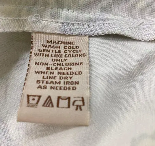 c.l.o.t.h.e.s Fashion Jacket. Women Size Small Denim Fabric Floral Print.