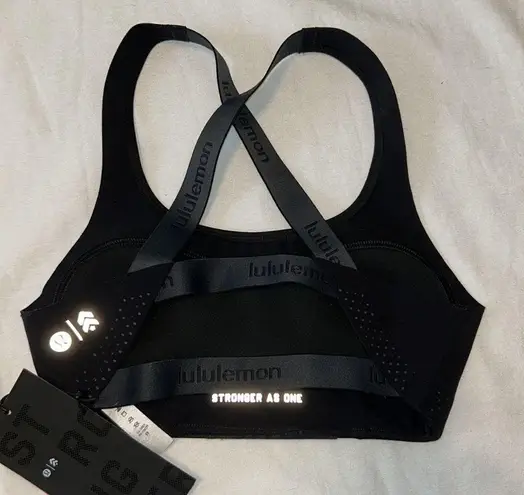 Lululemon  Sports Bra Size 2-NWT