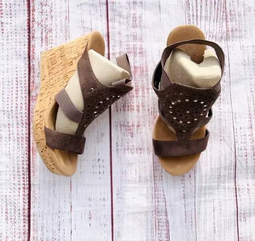 Yellow Box Nyellie Platform Strappy sandals heels high 7.5