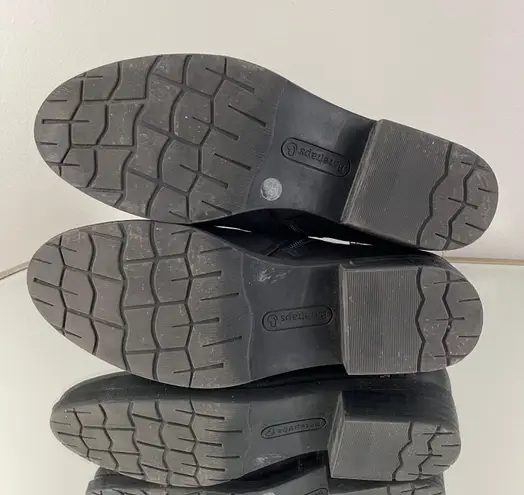 Baretraps Black Oiled Faux Leather Ruched Zipper Detail Yuno Ankle Booties