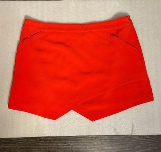 BCBGMAXAZRIA  Beckett Bright Poppy Envelope Shorts Size Large