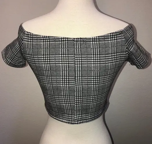 Brandy Melville NEW  Gray Plaid Crop Top