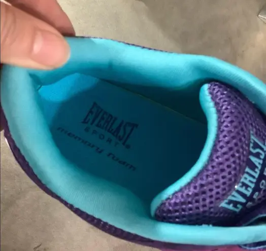 Everlast SPORT WITH MEMORY FOAM ATHLETIC SHOES