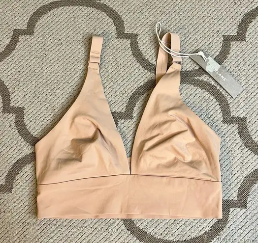 Everlane  The Invisible Bra, light tan