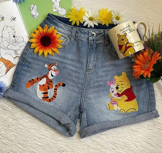 Disney embroidered Winnie the Pooh denim high waist shorts