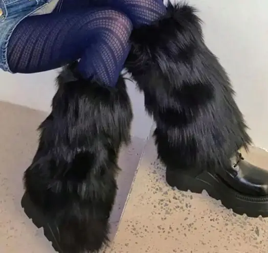 Black Faux Fur Knee