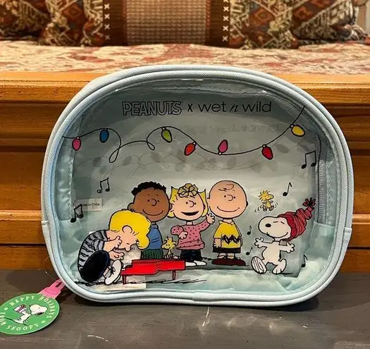 NWT Peanuts X Wet N Wild Makeup Cosmetic Bag