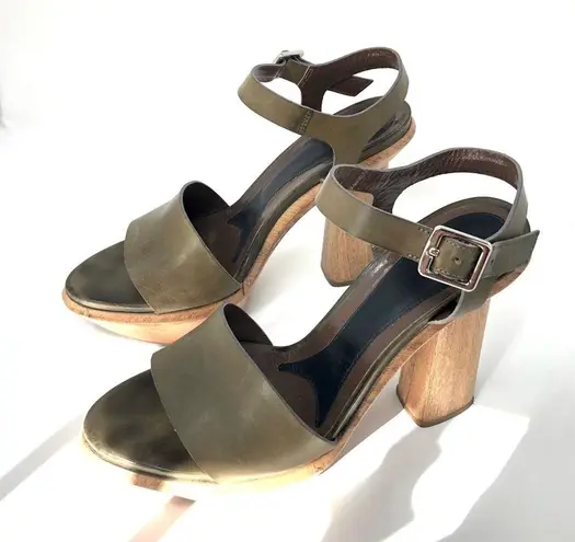 MARNI kahki green leather, wood sandals Size 9