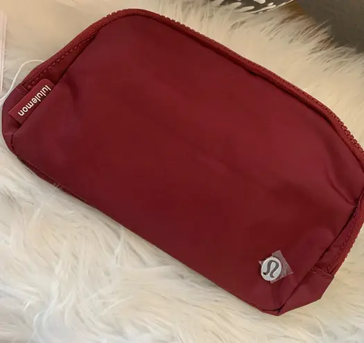 Lululemon  go everywhere bag 1L thumbnail 1