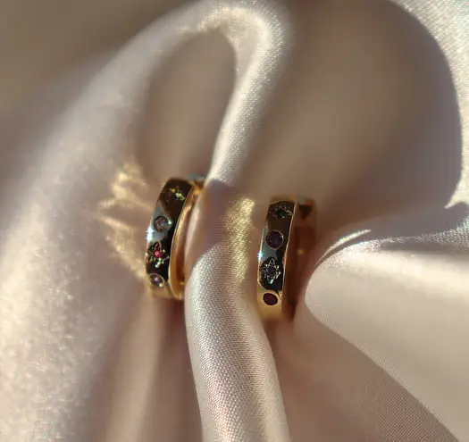 Boutique Dainty Gold Gem Huggie Earrings 1 Cm Diameter