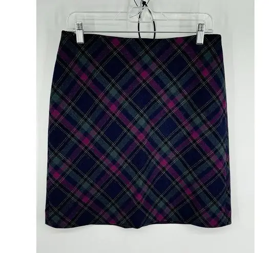 Talbots  Woman's Wool Skirt 8P Petite Navy Plum Green Plaid Skirt Knee Length