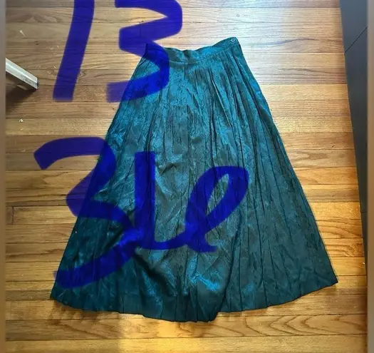 Susan Bristol Dark Green Pleated Skirt