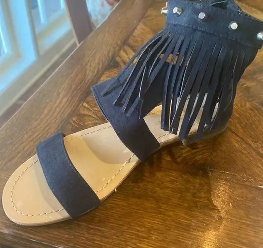 Fringe trim sandal Black Size 6