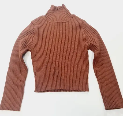 superdown  Milenka Crop Sweater in Brown