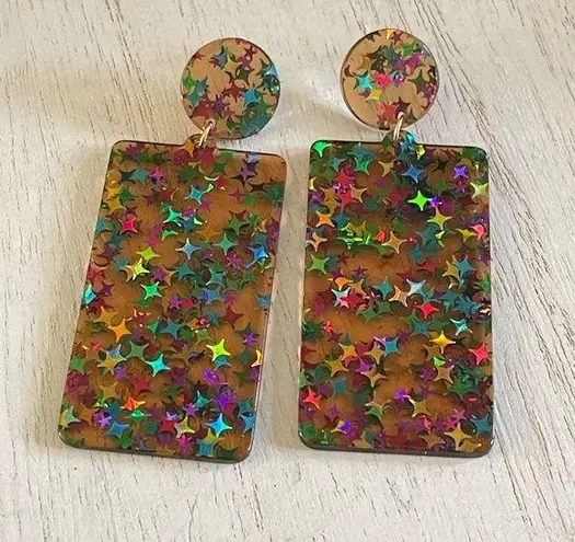 Acrylic retro star pierced earrings Red