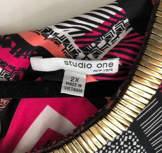 Studio One New York Sleeveless Geometric Print Dress Metallic Collar 2X