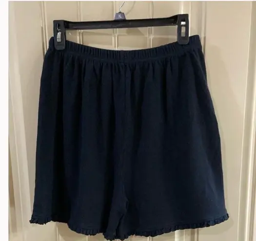 Women's Black Ruffle Hem Shorts | Women’s Size XL