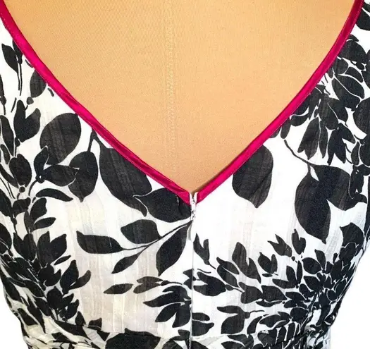 Lane Bryant  Dress White Black Graphic Leaf Print Faux Wrap Sleeveless Vneck 14W