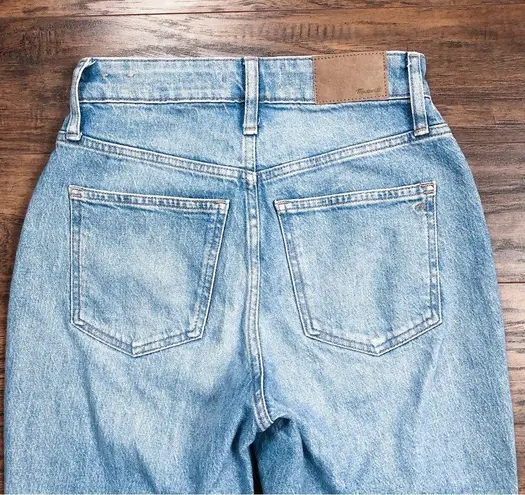 Madewell  • The Curvy Perfect Vintage Jean in Coney Wash: Destroyed Edition