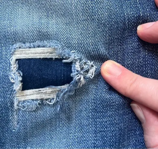 joe's jeans Joe’s Jeans The Charlie High Rise Skinny Crop Distressed Denim Blue Size 27W