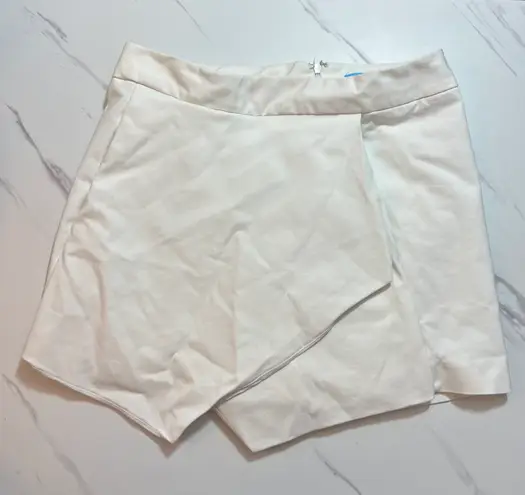 J. McLaughlin White Asymmetrical Envelope Skort