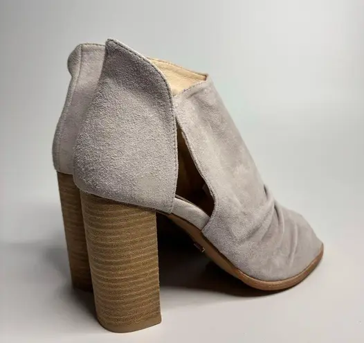 42 Gold Womens Loyalty Peep Toe Bootie in Fog Kid Suede Gray Size 10