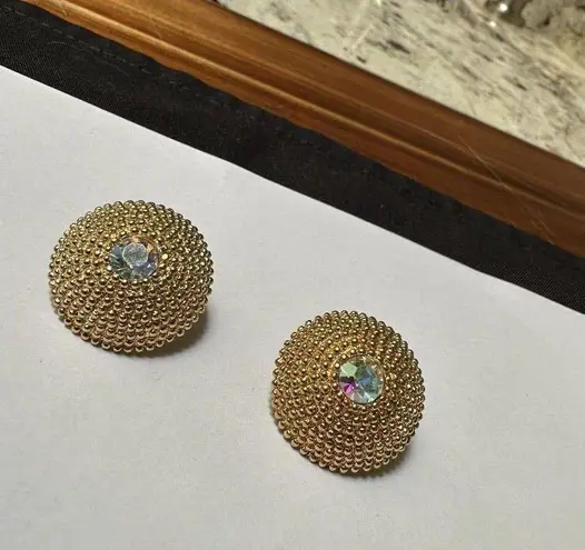 Avon Gold Tone Aurora Borealis Rhinestone Round Dome Clip On Earrings Signed