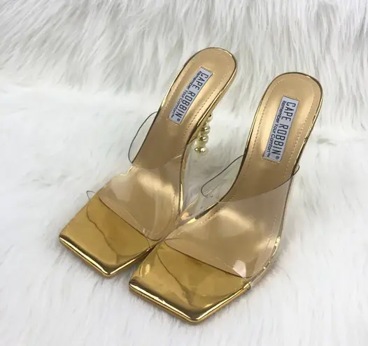 Cape Robbin Metro Gold Patent Leather Clear Vamp Slip On Heel Sandals Mules 8.5