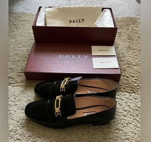 Bally Darcie Loafers Flats Black Bovine Patent Leather Size 36/5.5