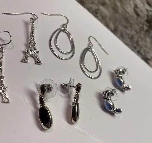 Lot Of 4 Costume Jewelry Pierced Earrings Mostly Dangle Mix