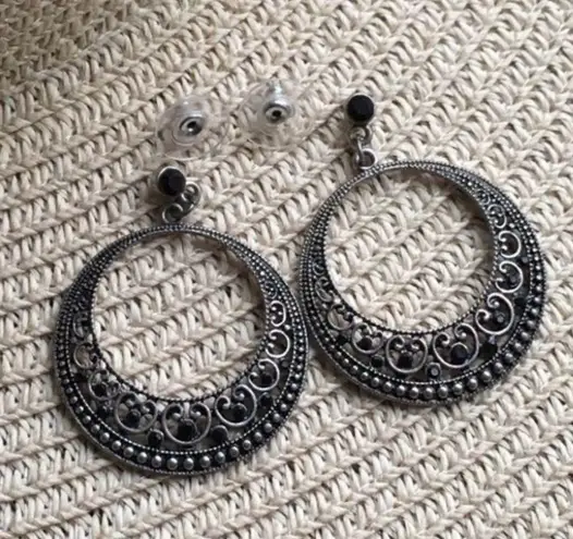 Awesome Hoop Dangle Pierced Earrings W Black Sparkly Rhinestones Silver