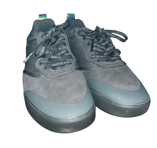 Evolv Rebel Pride x Rise Size 10