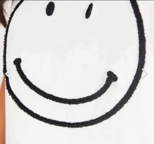 Newbury Kustom White Black Cropped Short Sleeve Smiley Face Tee Medium New with Tags NEW