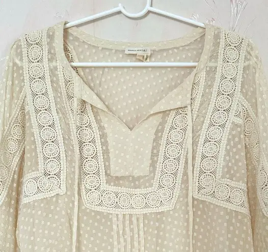 Meadow Rue / Anthropologie Flowy Silk Cream Boho Blouse with Lace Details