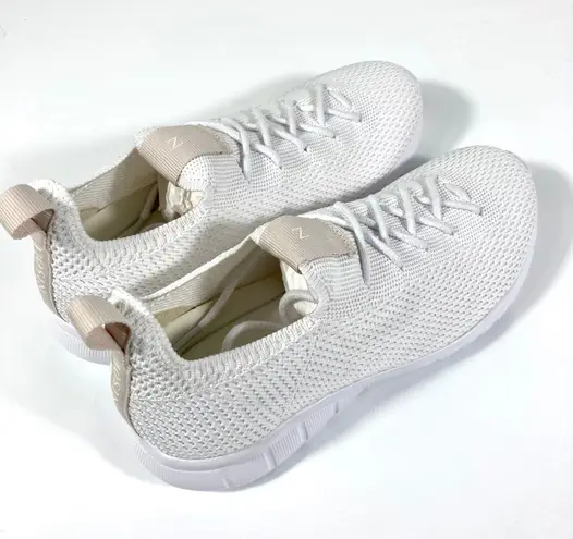 Nisolo NWB Women's Athleisure Eco-Knit Sneaker White Size 7 US