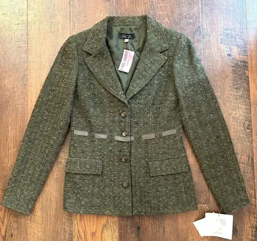 Rickie Freeman TERI JON two piece skirt suit, size 2, NWT Green