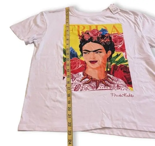 Jerry Leigh NWT White Frida Kahlo Floral Portrait Tee T-Shirt Top New Small Socialism Artist - Image 7