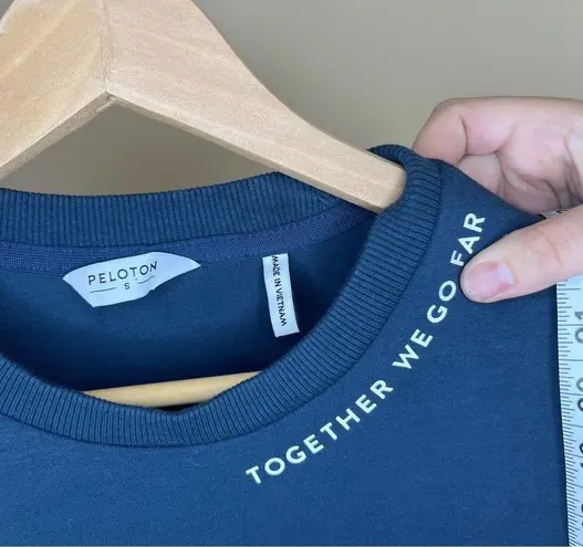 Peloton Navy Blue ELEVATE Pocket Crewneck Pullover Sweatshirt Womens Small soft