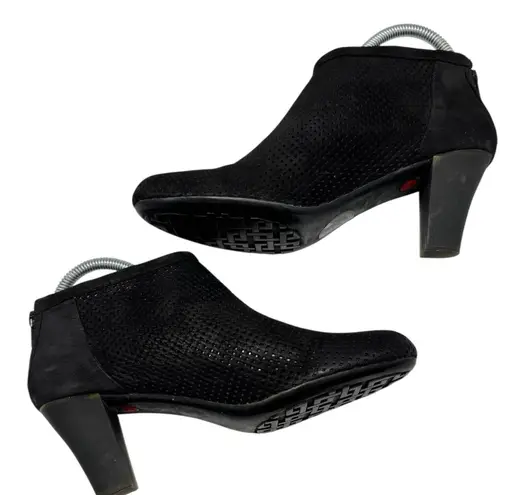 Camper Shoes Diana Black Perforated Leather Ankle Booties Size US 7.5 Euro 38