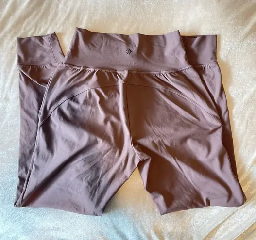 Athleta salutation jogger