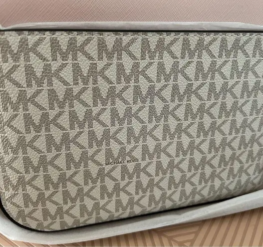 Michael Kors Cream Blush Pink Crossbody Bag Jet Set Signature Style Chain Logo