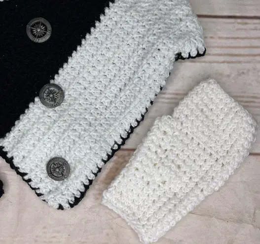 Handmade • Crochet Set 5 Pieces • Black & White • Buttons • Headband • Neck Warm