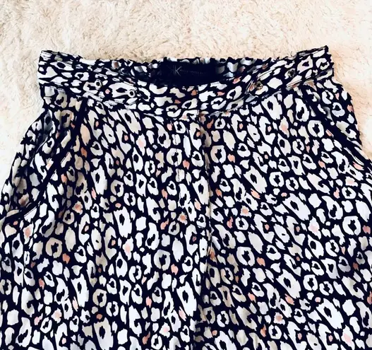 Kardashian Kollection Black & White Cheetah Print Pants Size XS