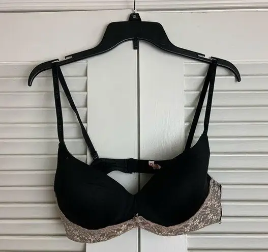 IZOD 36C Black Cream lace bra
